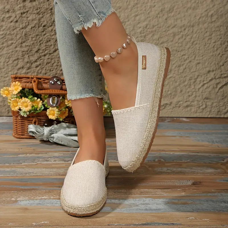 Fashionable Women's Casual Shoe
